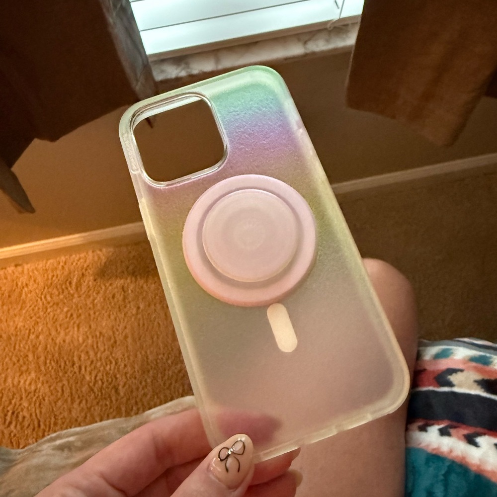 PopSocket Iridescent iPhone 14 Pro Max Case with matching PopSocket
